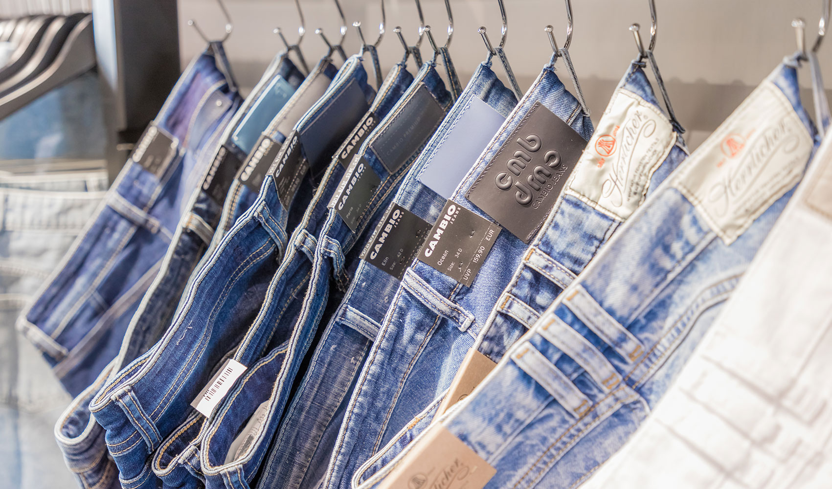 zeitlos mode beck keyvisual store moessingen jeans haken
